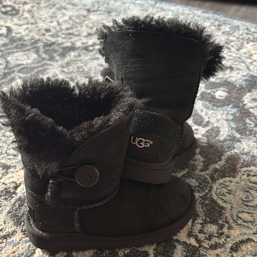 UGG Black Fur-Lined Ankle Accessories